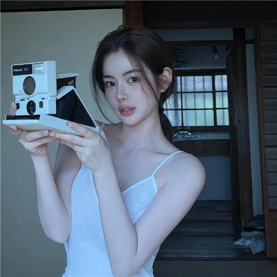 举起手来